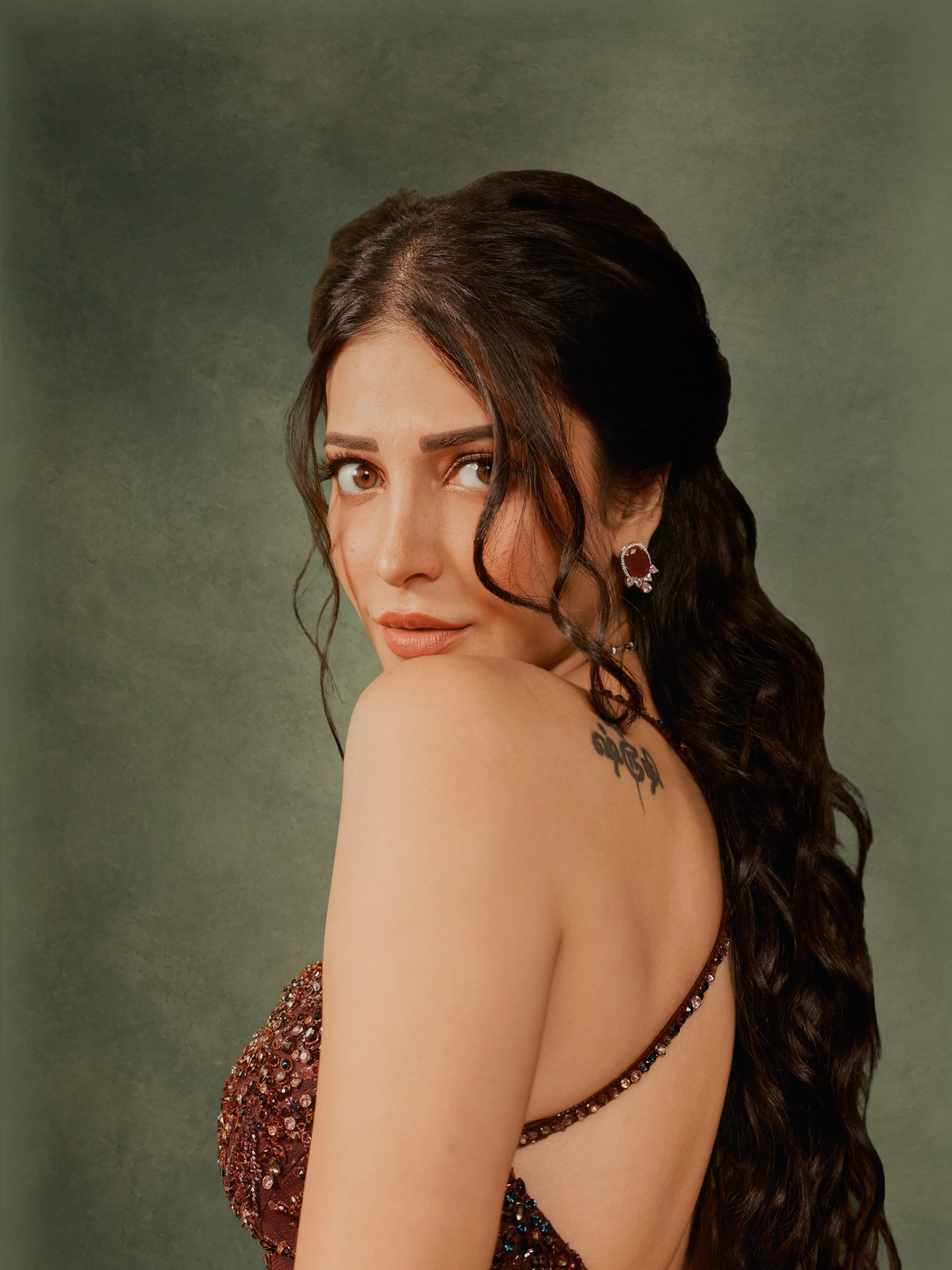 Shruti Haasan’s Evening Look Is Styled Like a Role, Not an Outfit