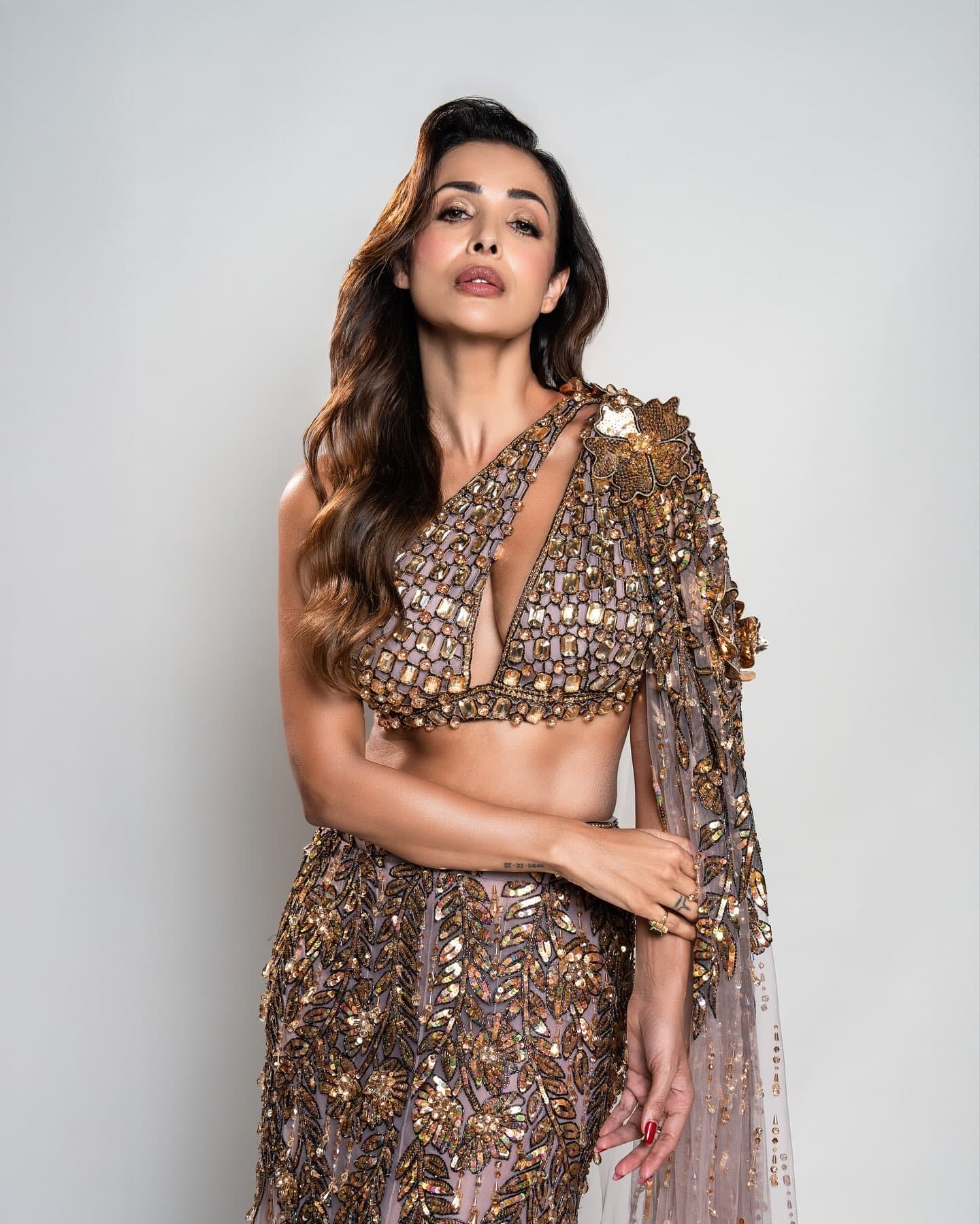 Malaika Arora’s Makeup, Up Close: Divya Arth Shetty’s Warm-Brown Playbook