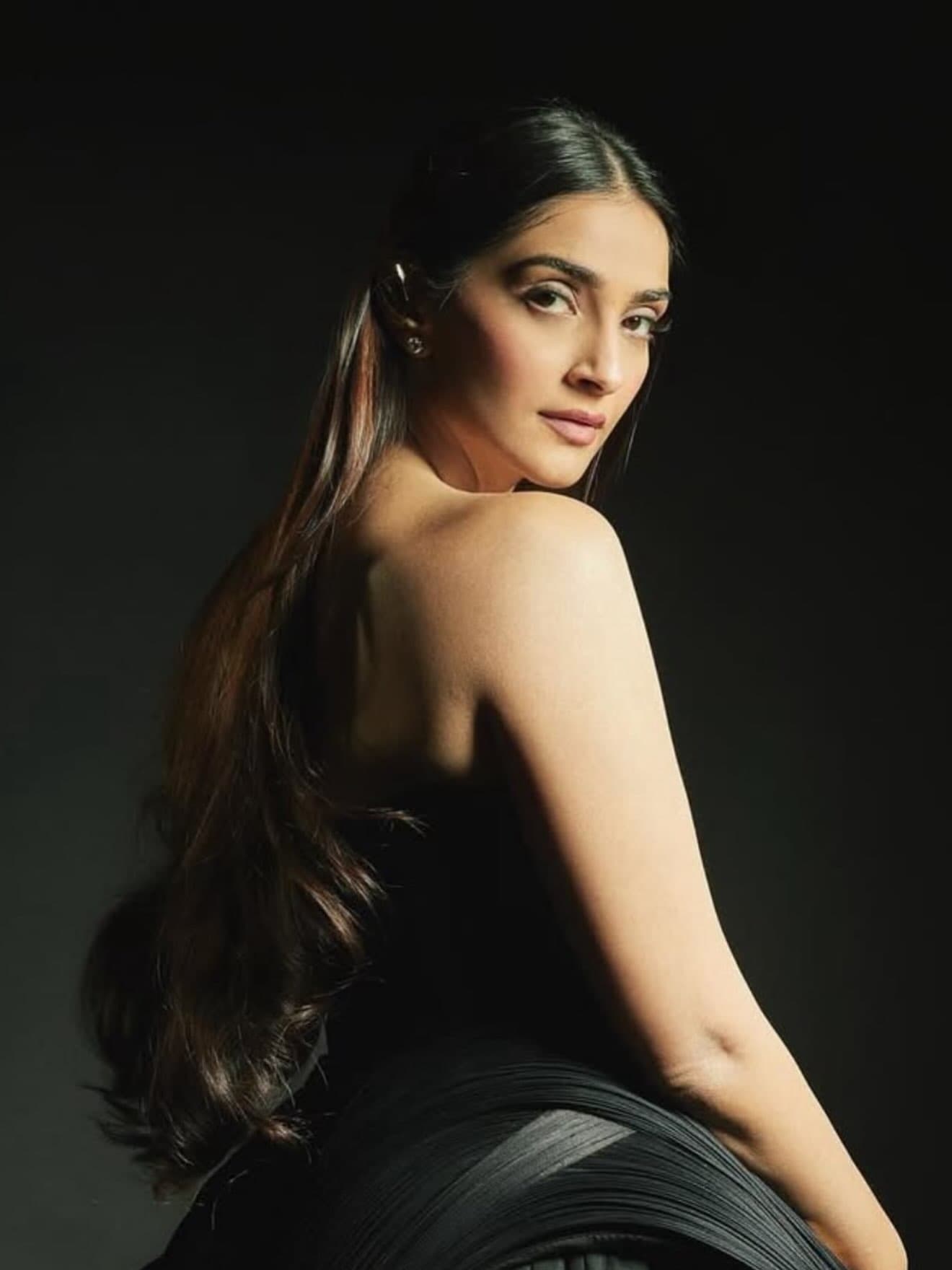 Sonam Kapoor in Gaurav Gupta: A Masterclass in Modern Beauty